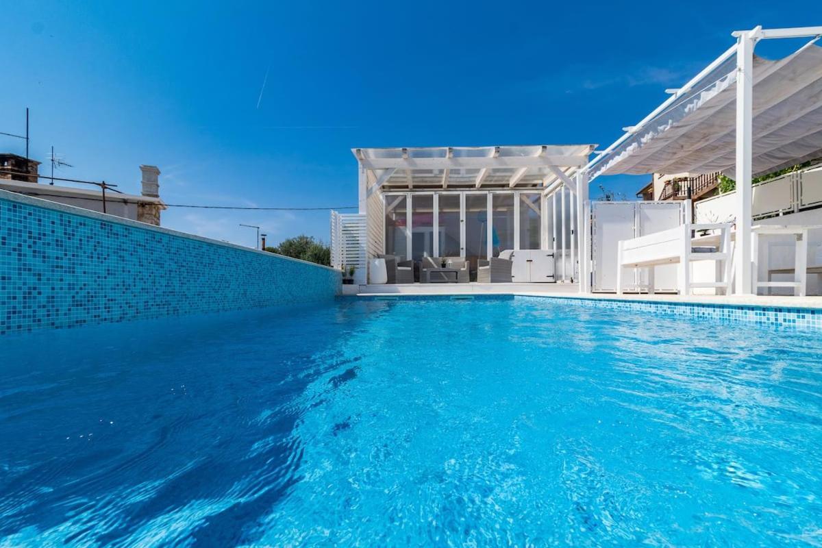 Gridolina Apartment Пула Екстериор снимка