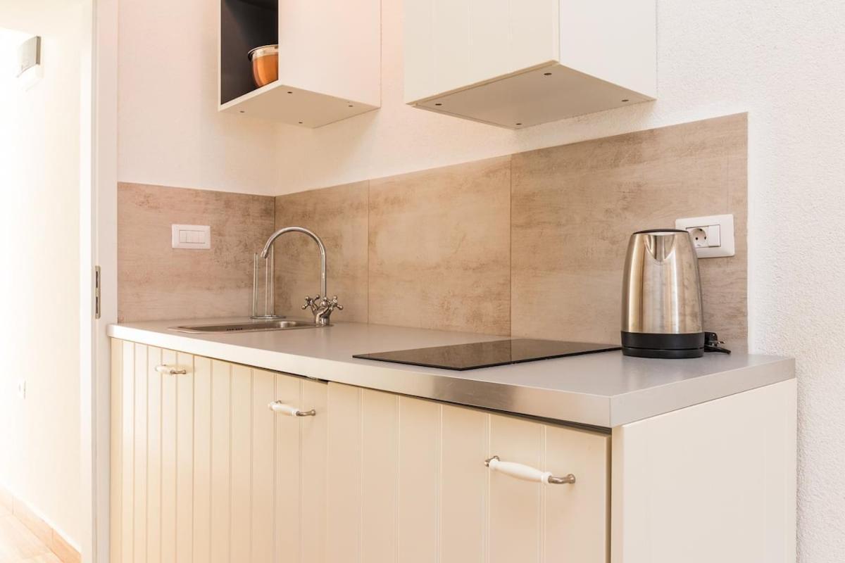 Gridolina Apartment Пула Екстериор снимка