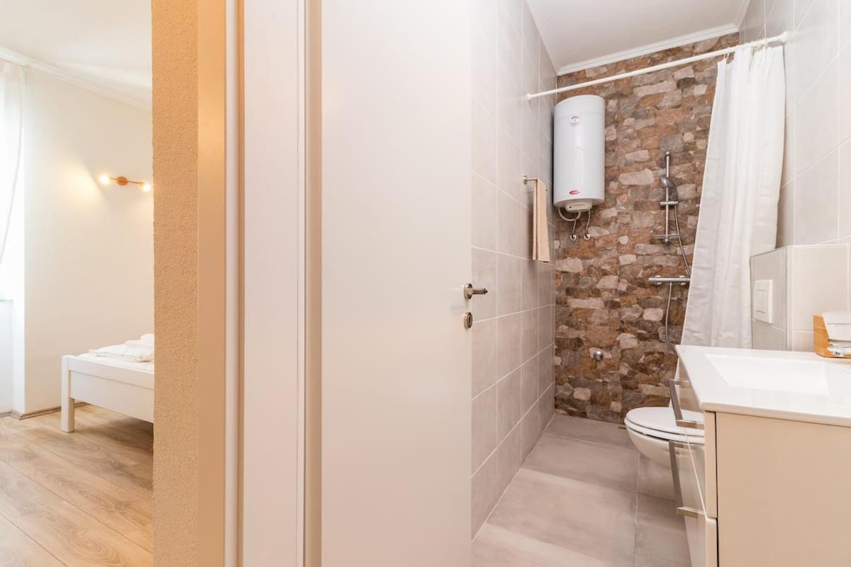 Gridolina Apartment Пула Екстериор снимка