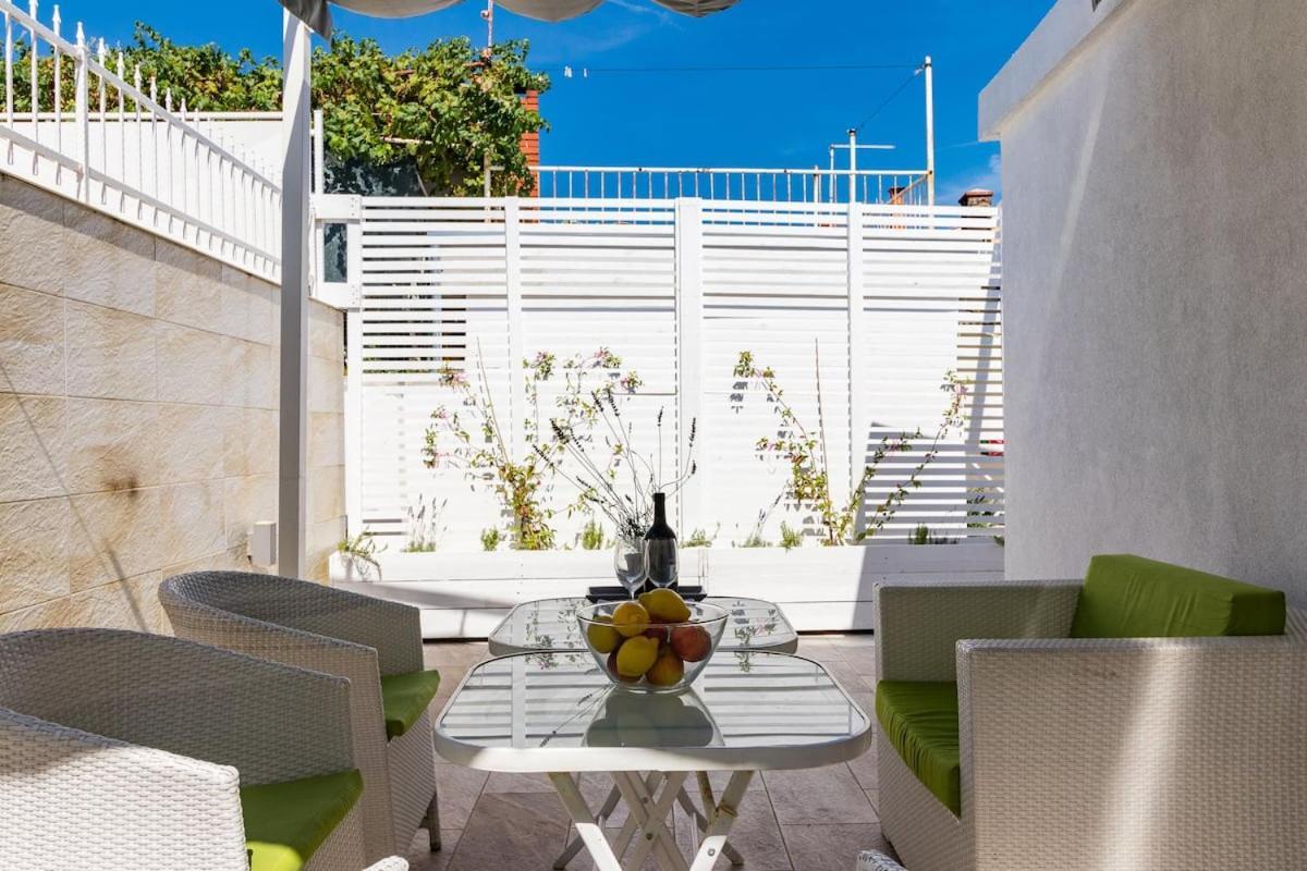 Gridolina Apartment Пула Екстериор снимка